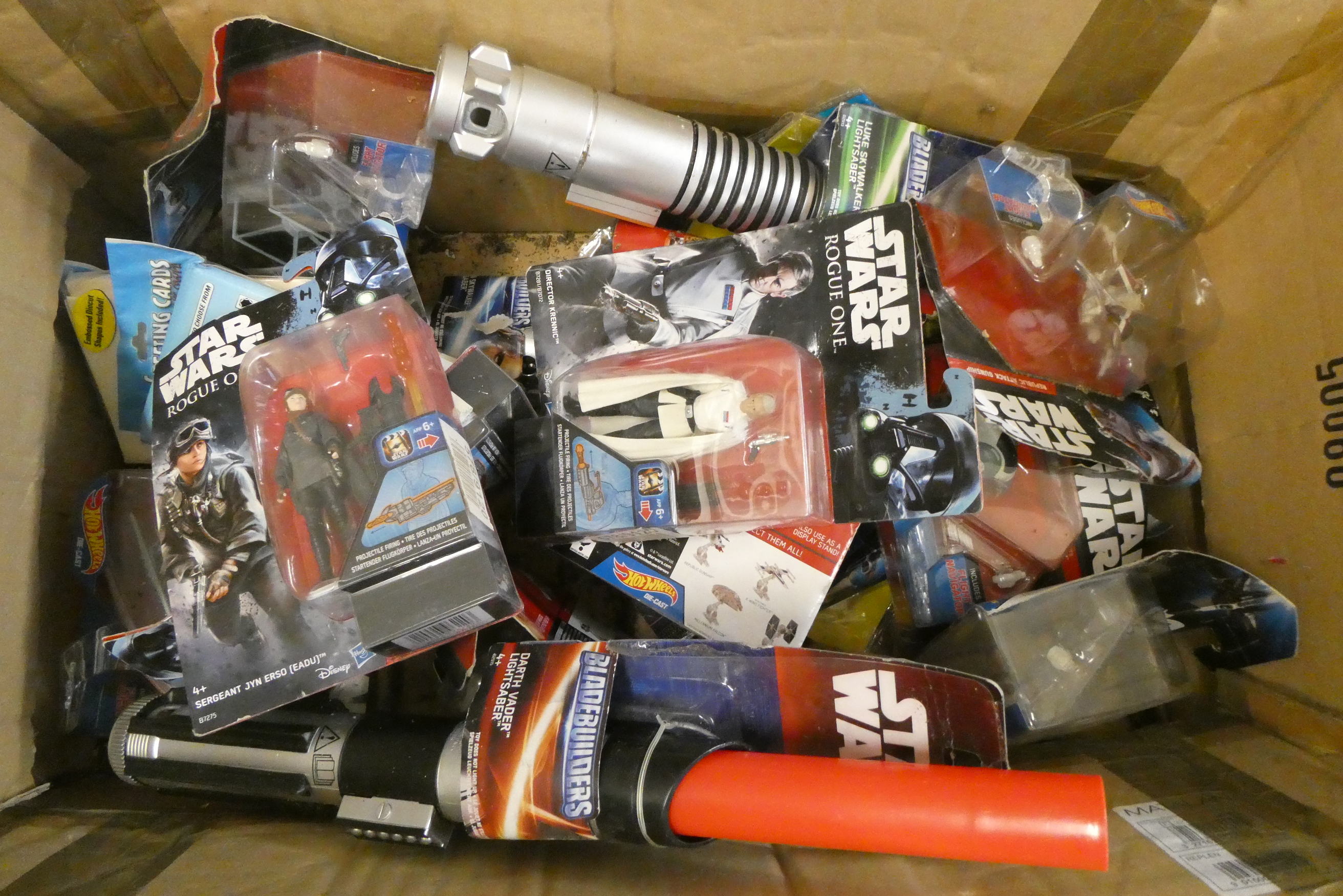 Late issue collectors toys of Star Wars characters and accessories including figures Image