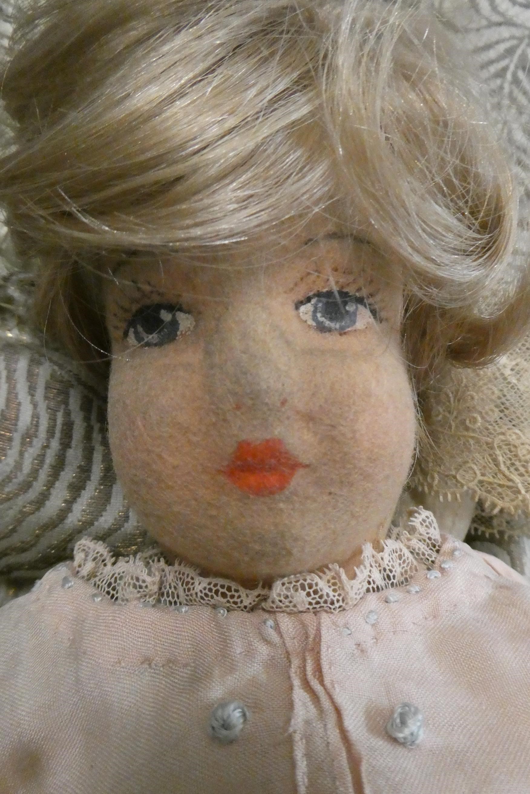 Two vintage felt head dolls Image