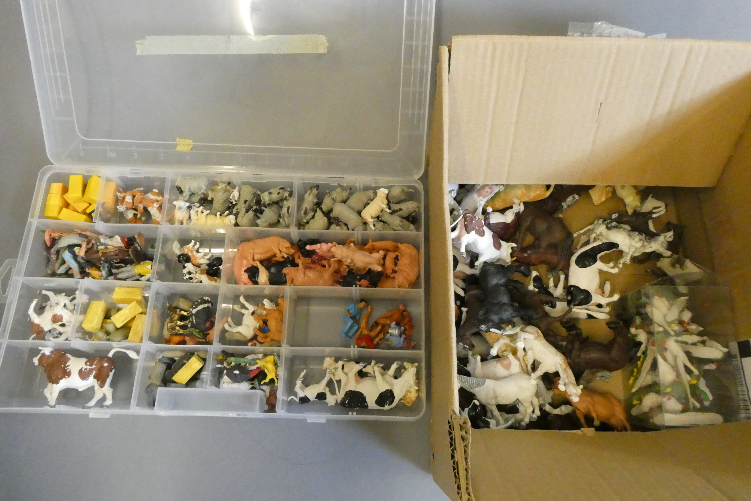 Larger quantity of mainly Britains plastic farm animals including cows, sheep and pigs, fair to good Image