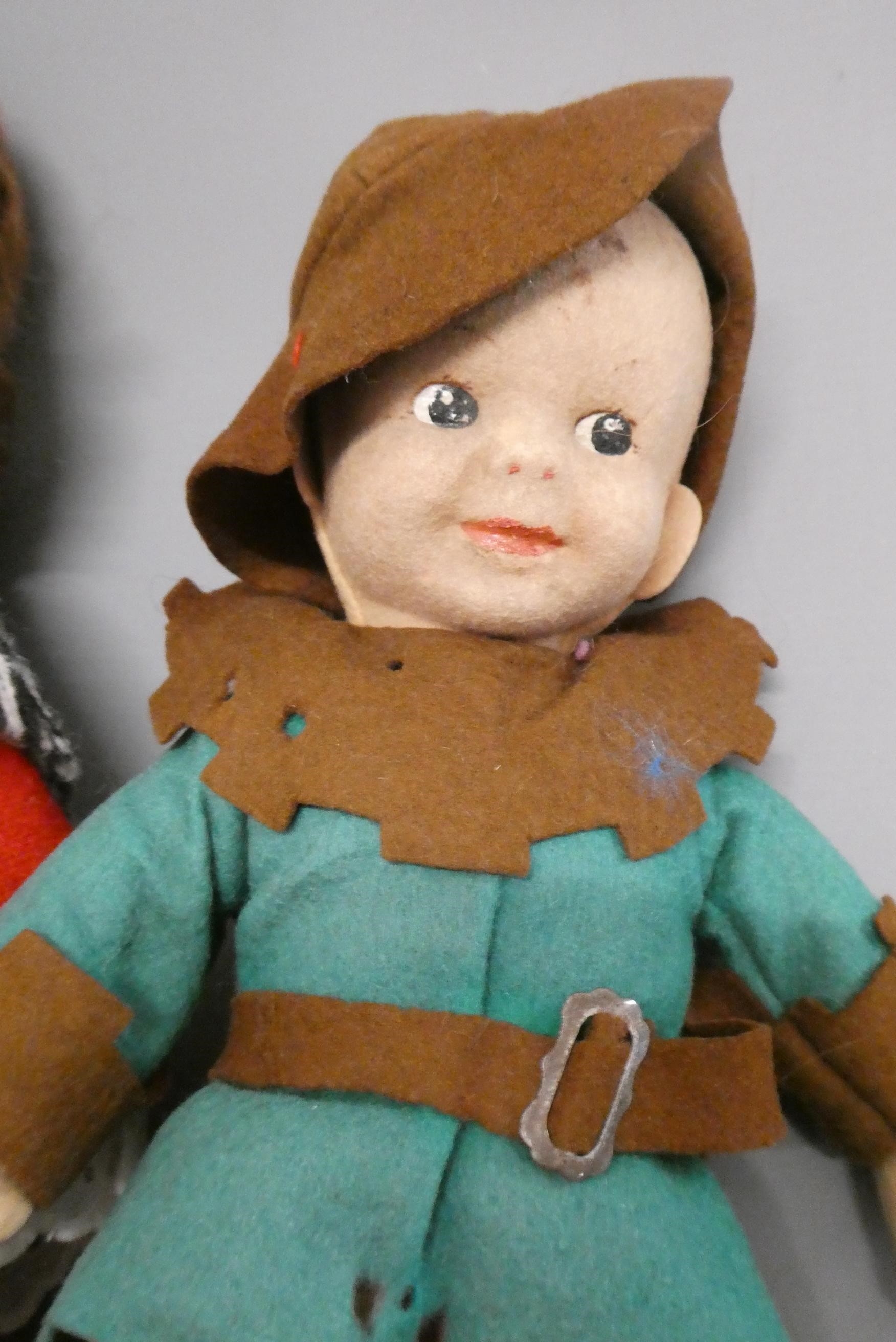 Three felt dolls Image