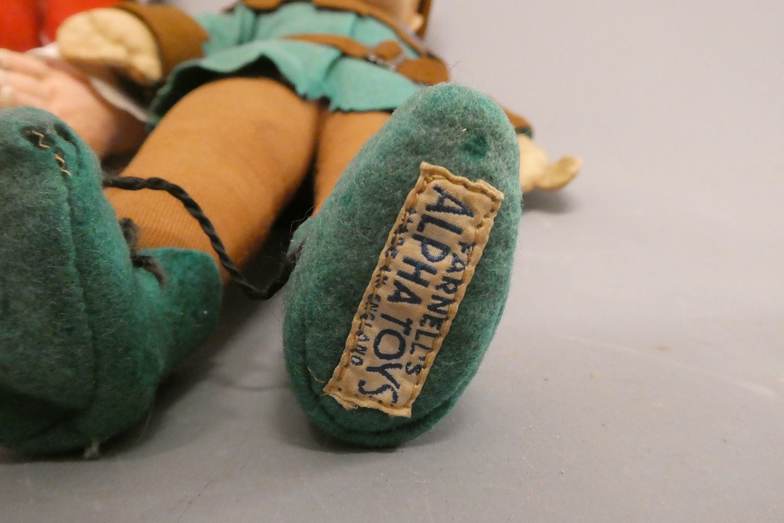 Three felt dolls Image