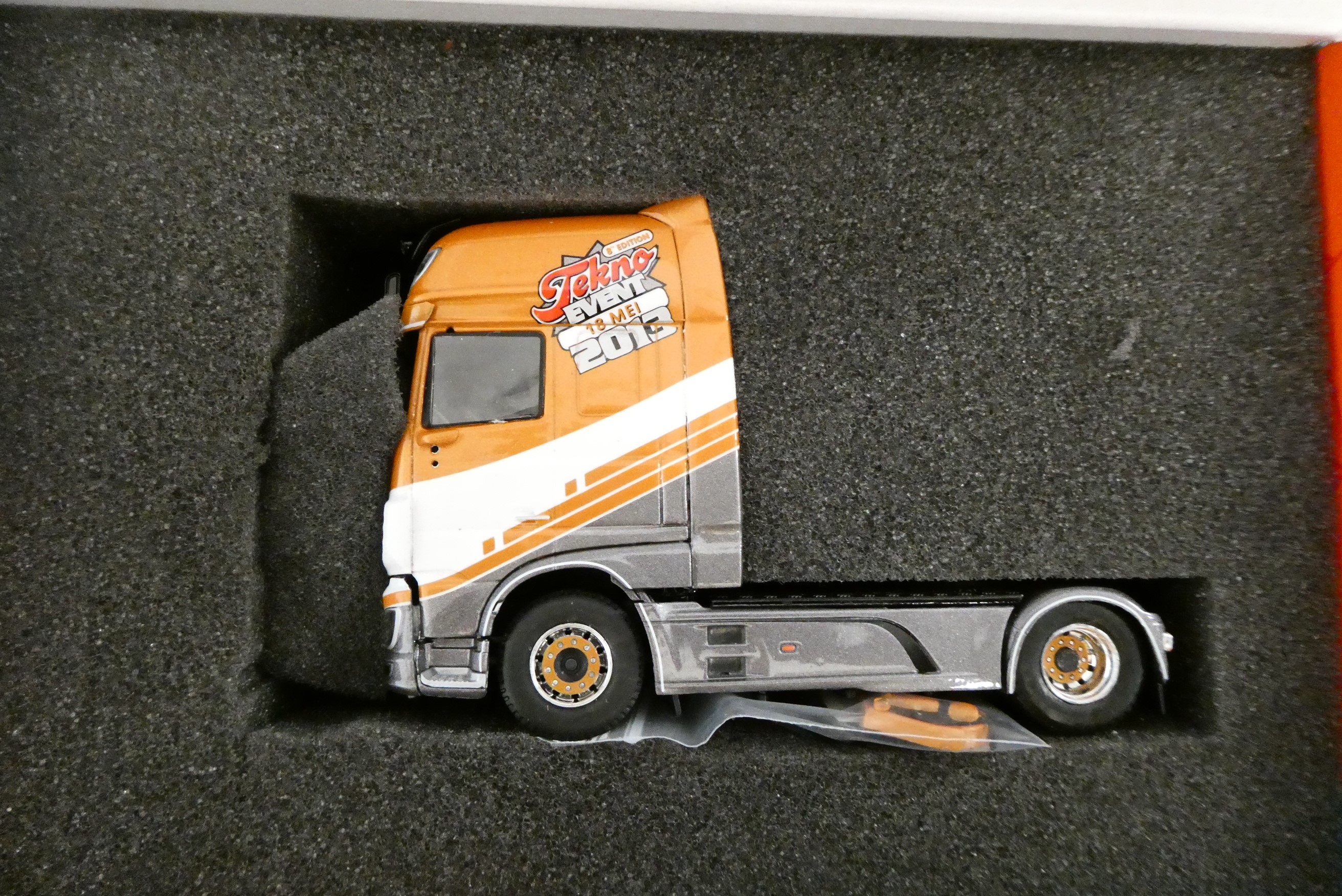 Tekno 1:50 DAF, Tekno DAF 2013 event model, boxed with certificate,196 of 250, excellent (Est. plus Image
