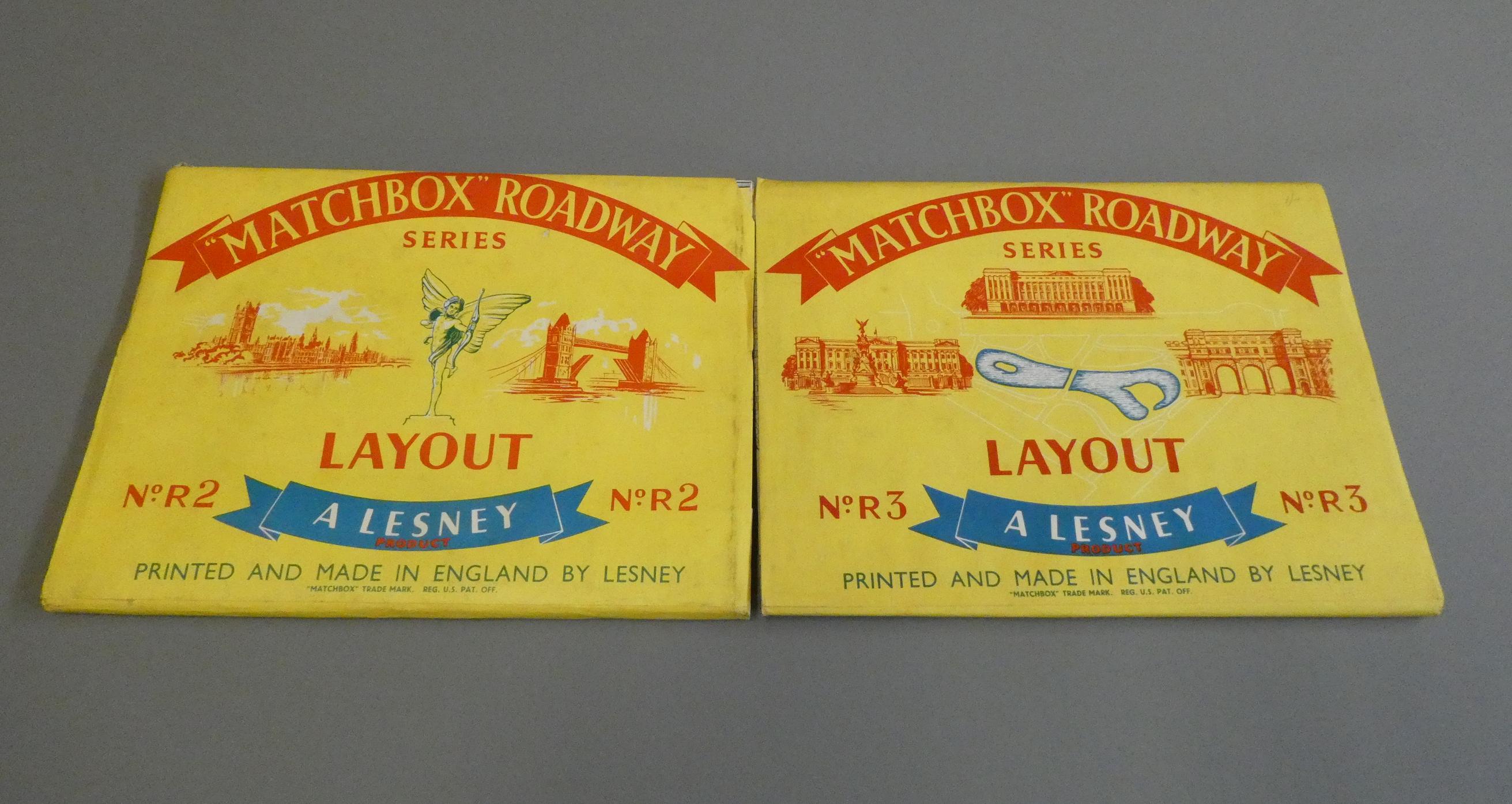 Matchbox Roadway Series R2 London Street and Matchbox Roadway R/3 famous landmarks, both items Image