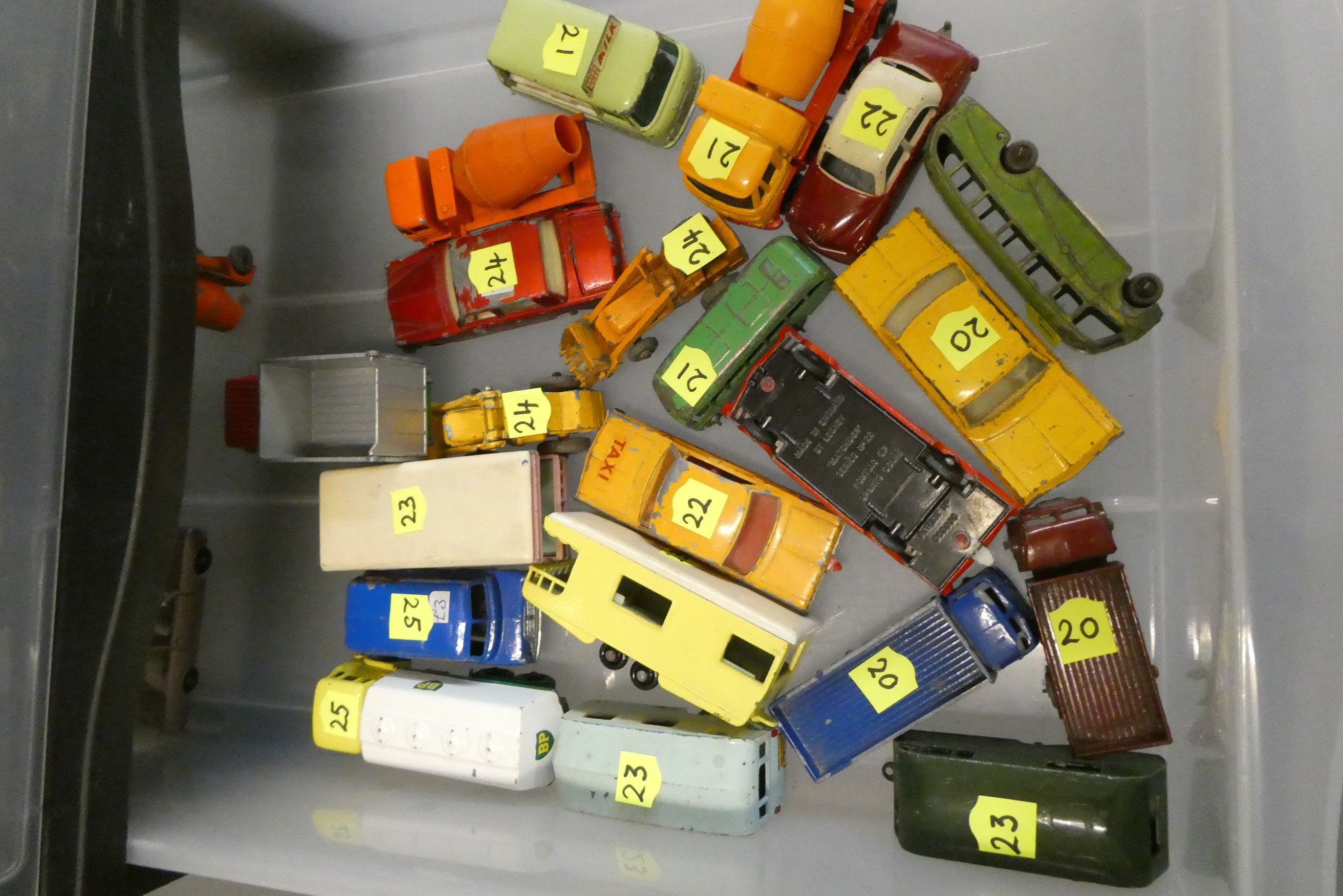 Quantity of playworn Matchbox cars, most items have paint missing, overpainting or damage, poor Image