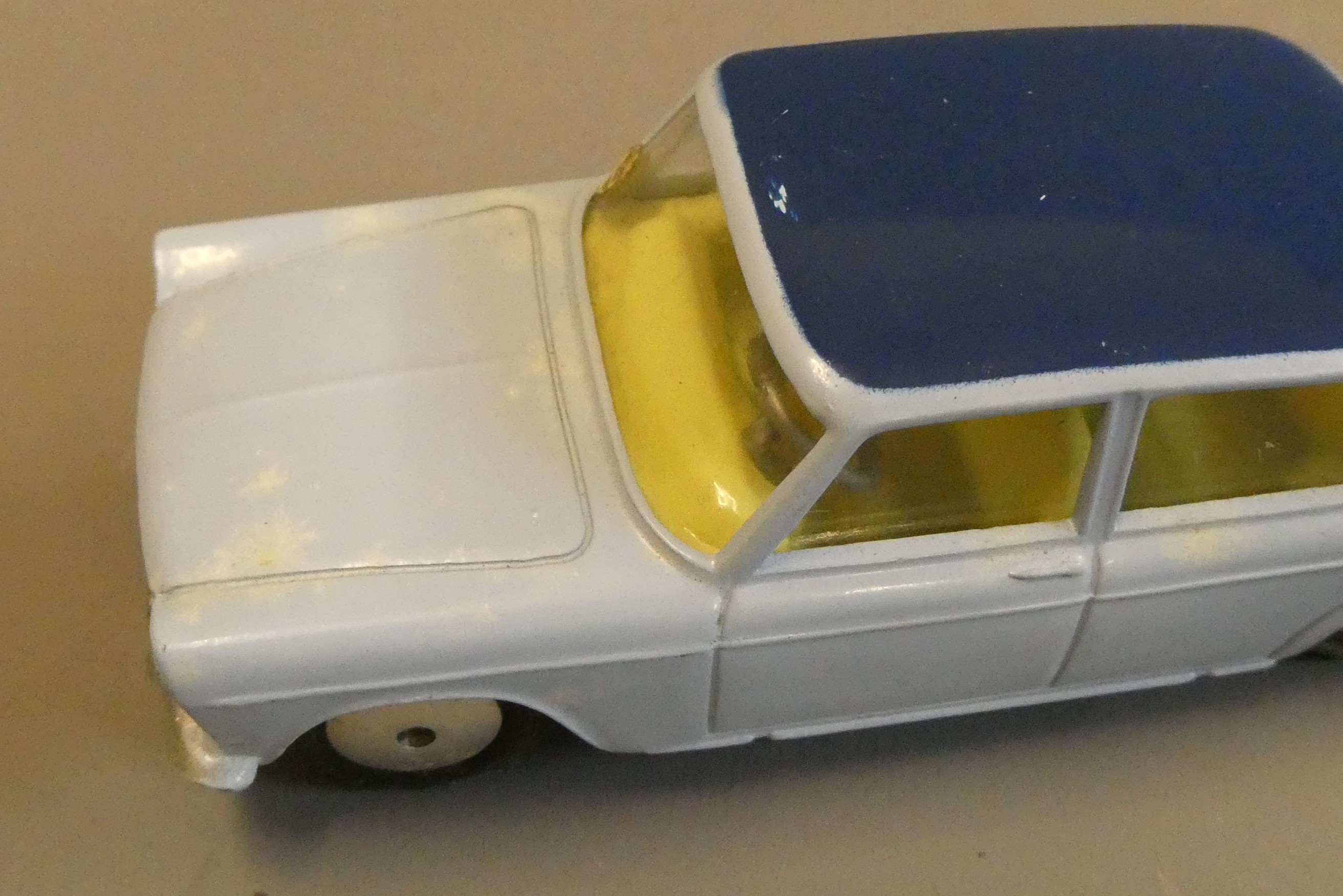 Corgi Toys Fiat 1800 N°217, Voiture Miniature Diecast, Pièces Ou Restauration