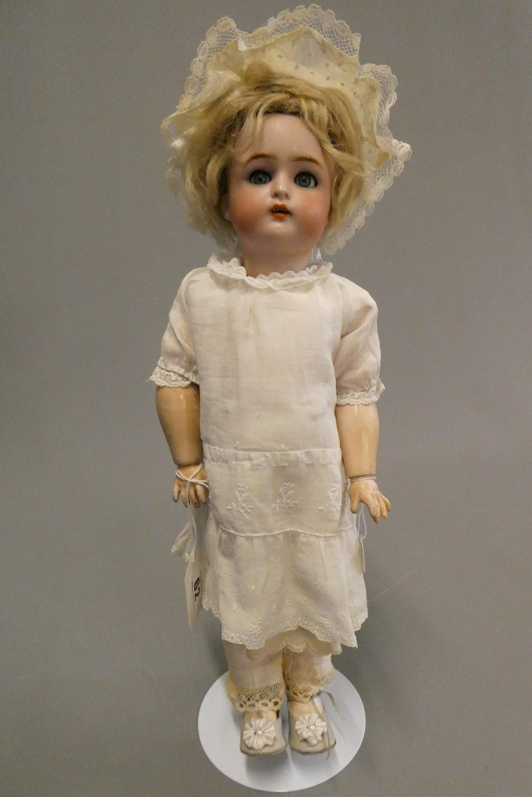 A Kammer & Reinhardt Halbig bisque socket head doll Image