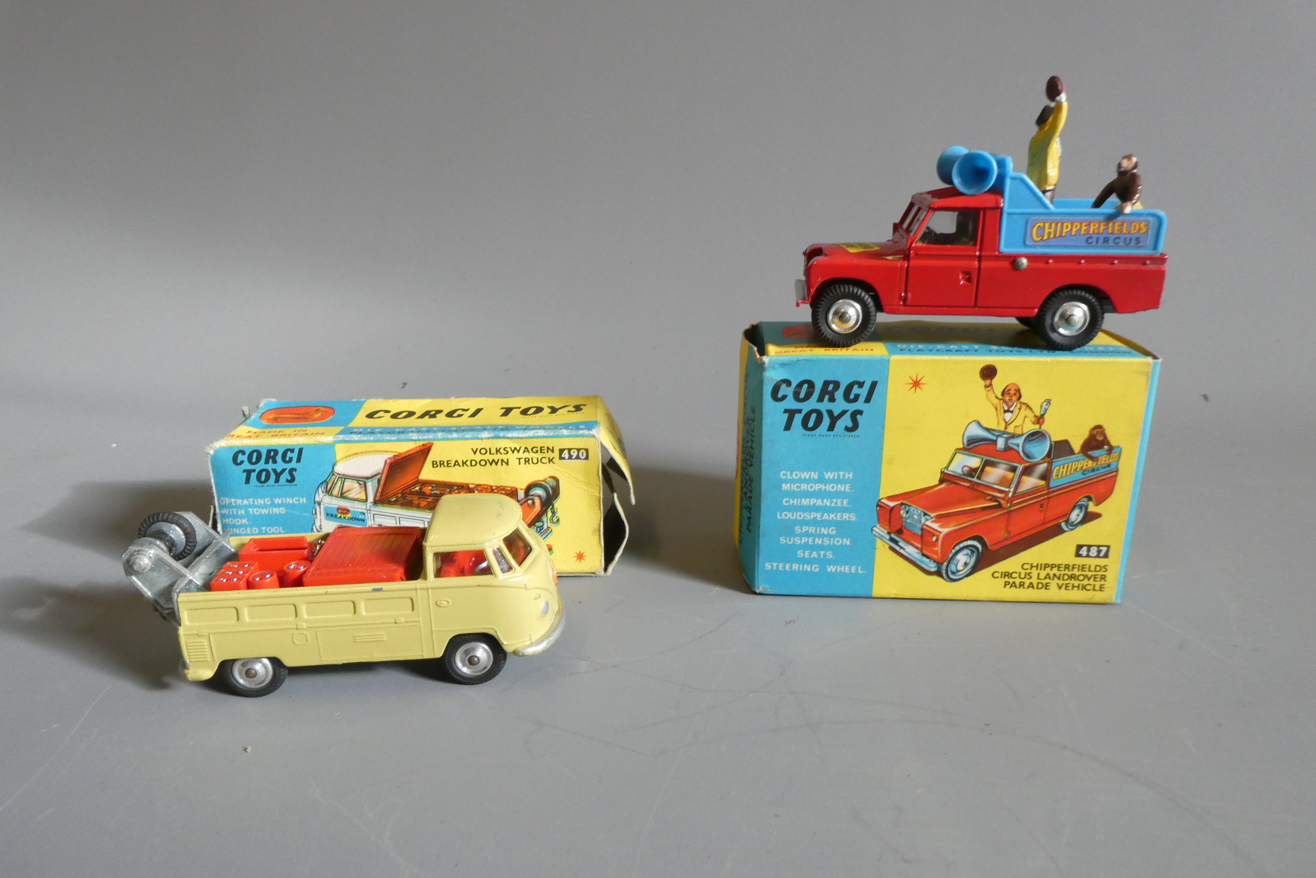 Corgi 487 Circus Land Rover with Clown and Chimp, box good+, model excellent and a 490 breakdown Image
