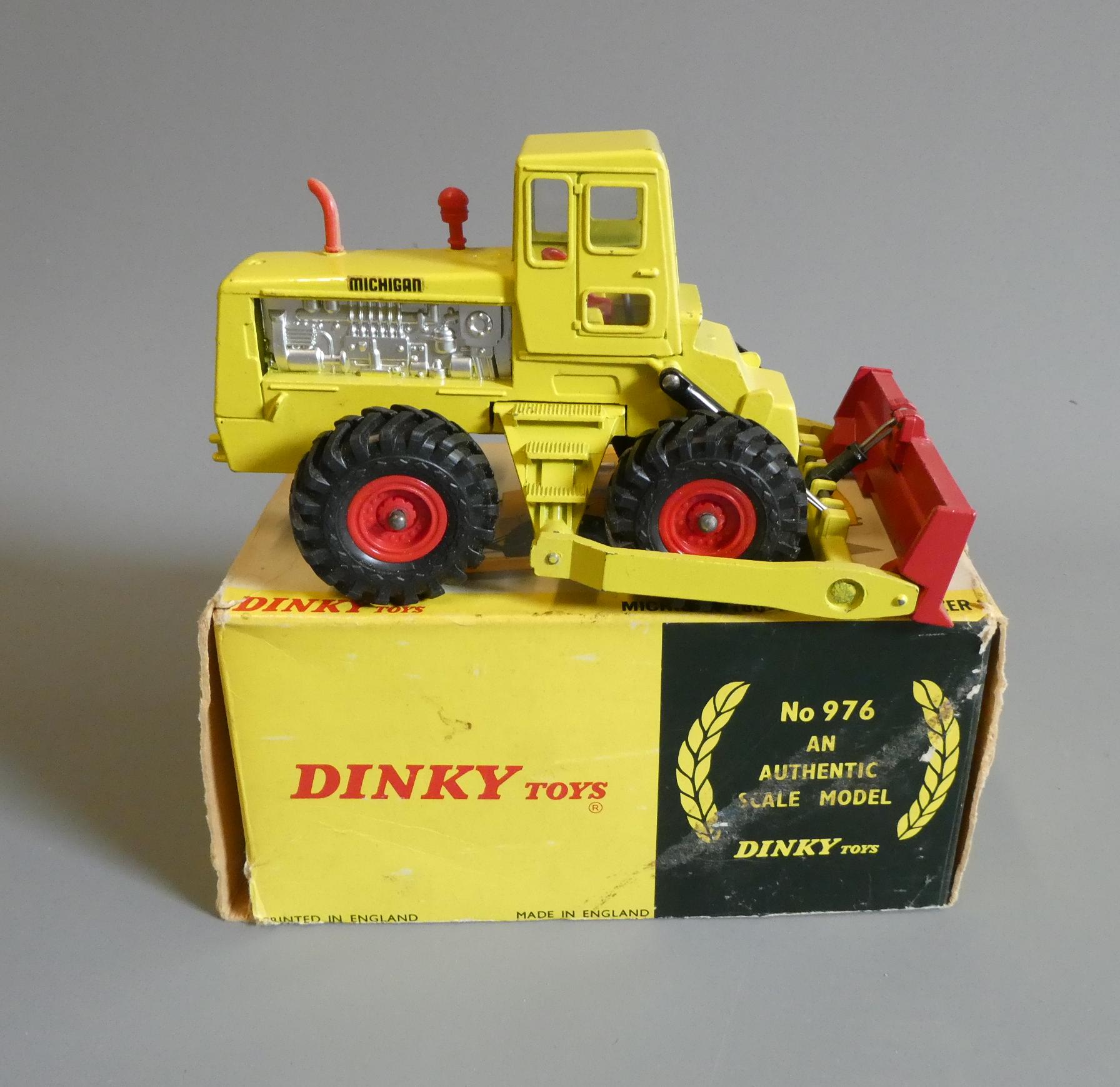 Dinky 976 Michigan Tractor Dozer, box fair, model good to excellent (Est. plus 24% buyer's premium Image