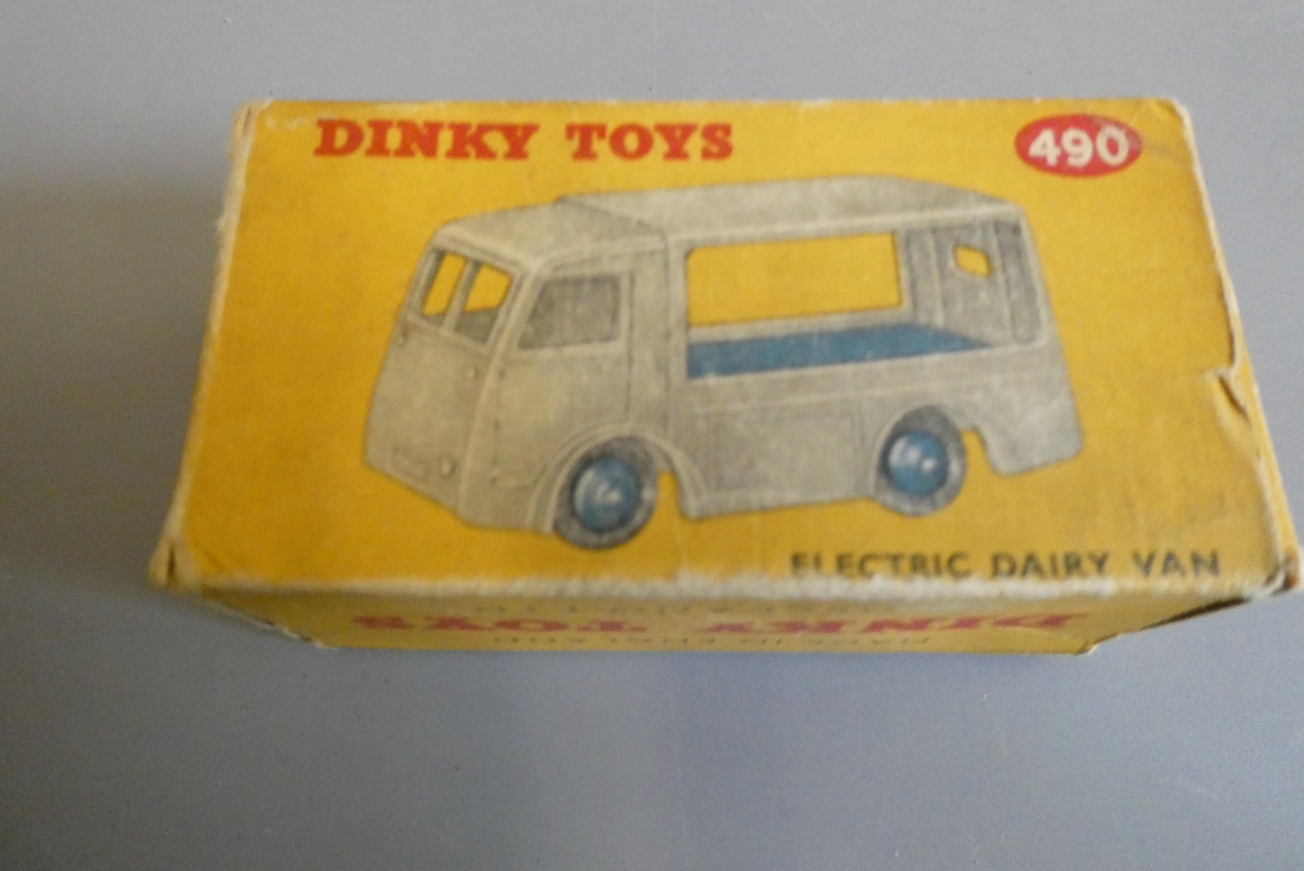 Dinky 183 Fiat 600 and 490 Milk van, boxes fair, models excellent (Est. plus 24% buyer's premium Image