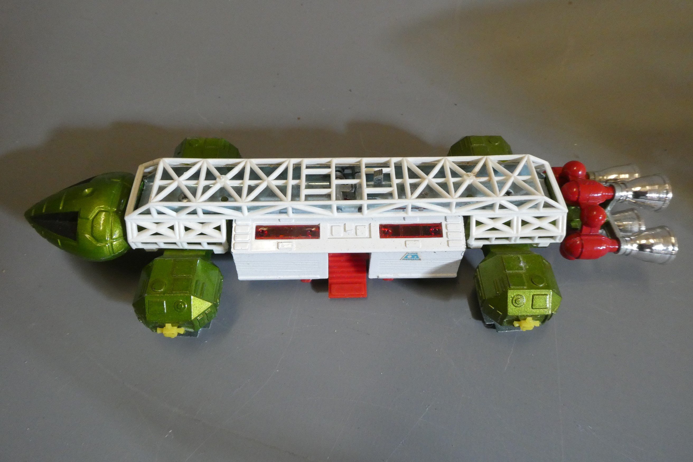 359 Space 1999 Eagle Transporter ship, box AF, model good+ (Est. plus 24% buyer's premium inc. VAT) Image