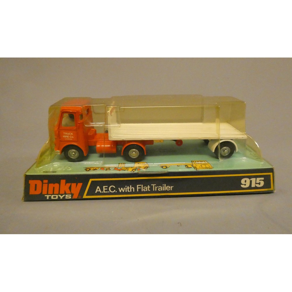 DINKY GB 915 arancio/bianco A.E.C. Flat Trailer MIB ! EUR 36,00 DINKY GB 915 arancio/bianco A.E.C. Flat Trailer MIB ! EUR 36,00