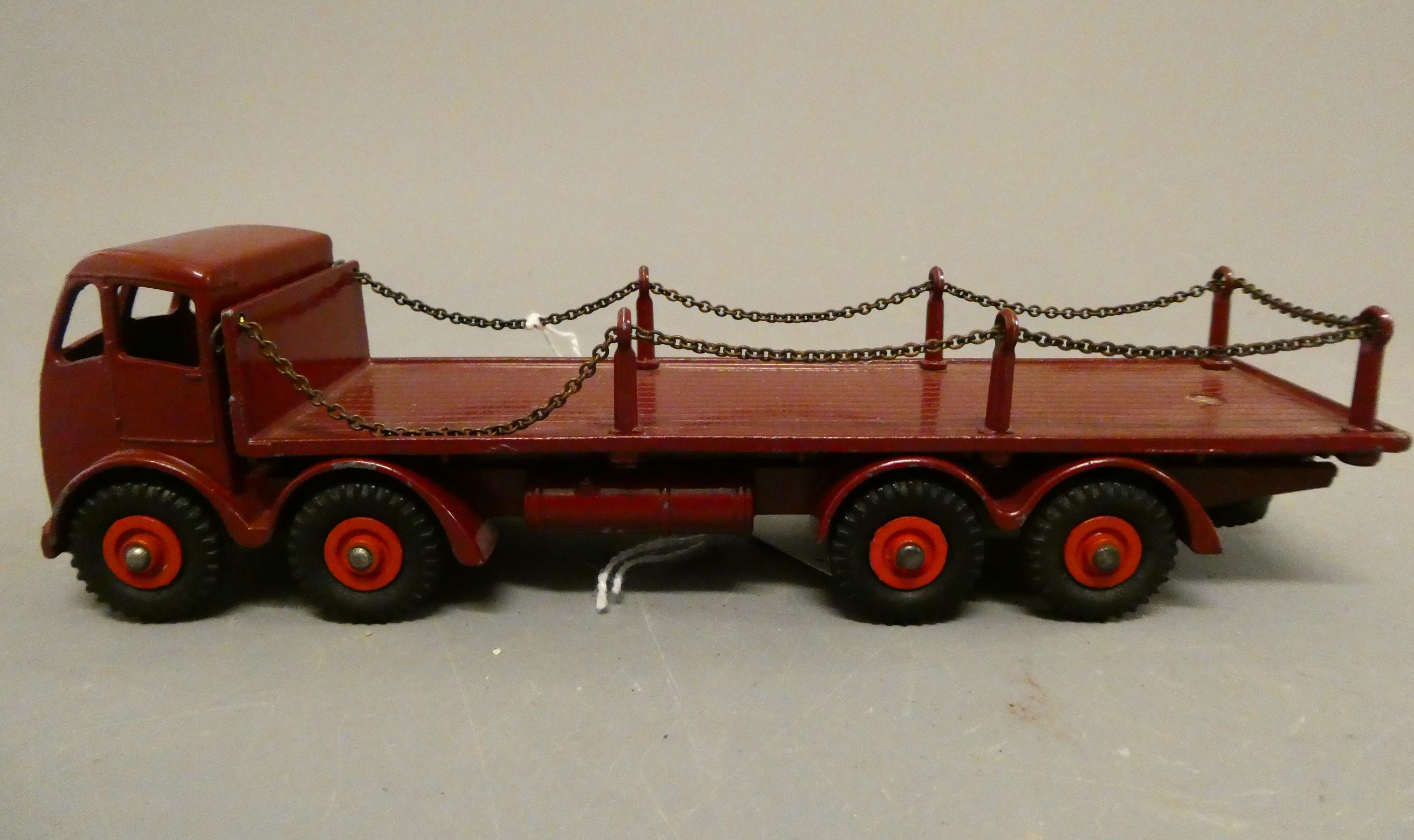 Dinky 905 Foden 8-wheel diesel chain wagon finished in maroon, model excellent (Est. plus 24% Image