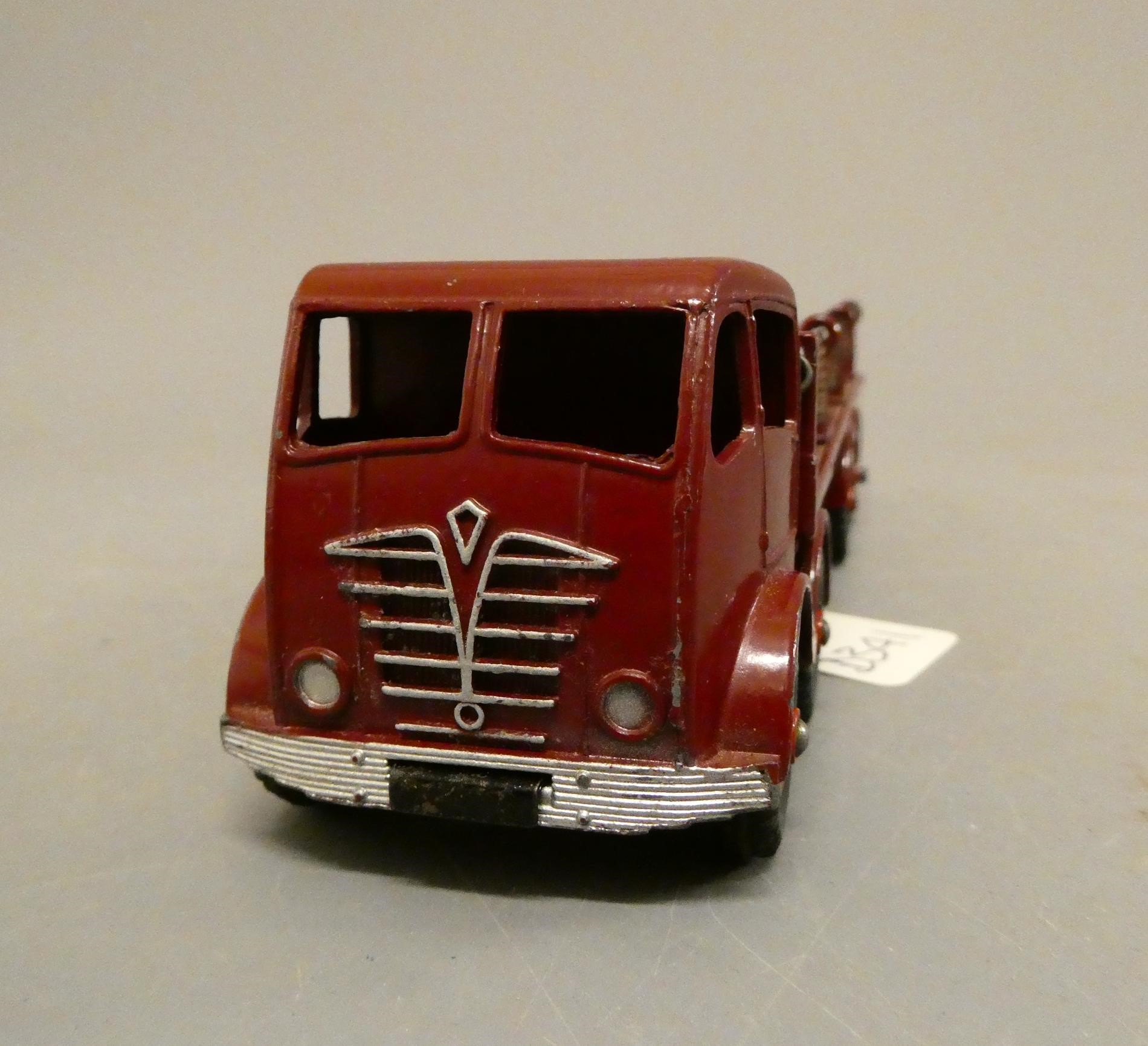 Dinky 905 Foden 8-wheel diesel chain wagon finished in maroon, model excellent (Est. plus 24% Image