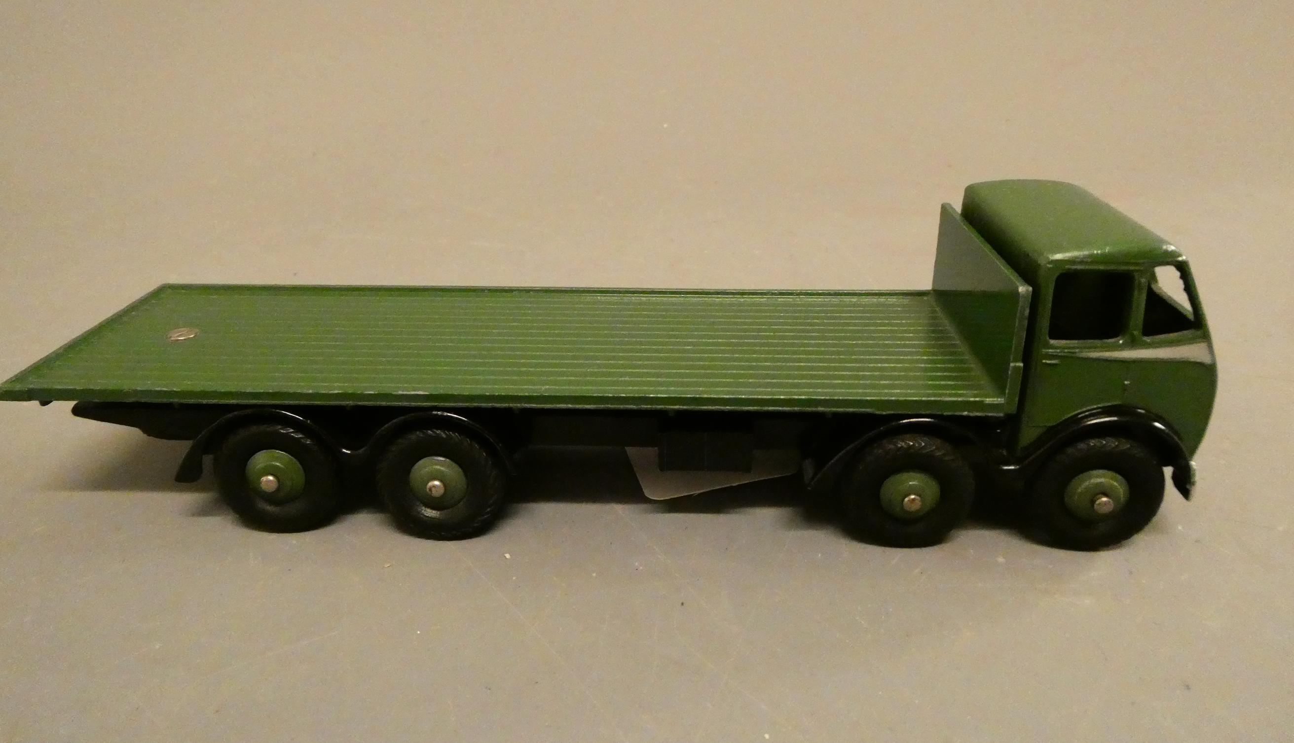 Dinky 501 Foden 8-wheel diesel wagon, first cab finished in green, model good to excellent (Est. Image