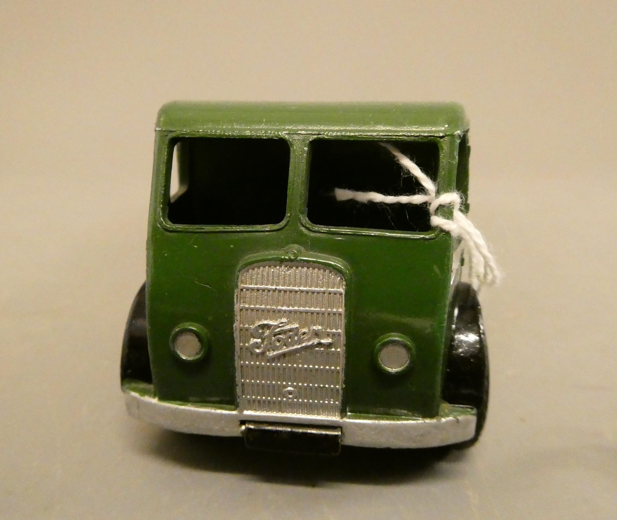 Dinky 501 Foden 8-wheel diesel wagon, first cab finished in green, model good to excellent (Est. Image