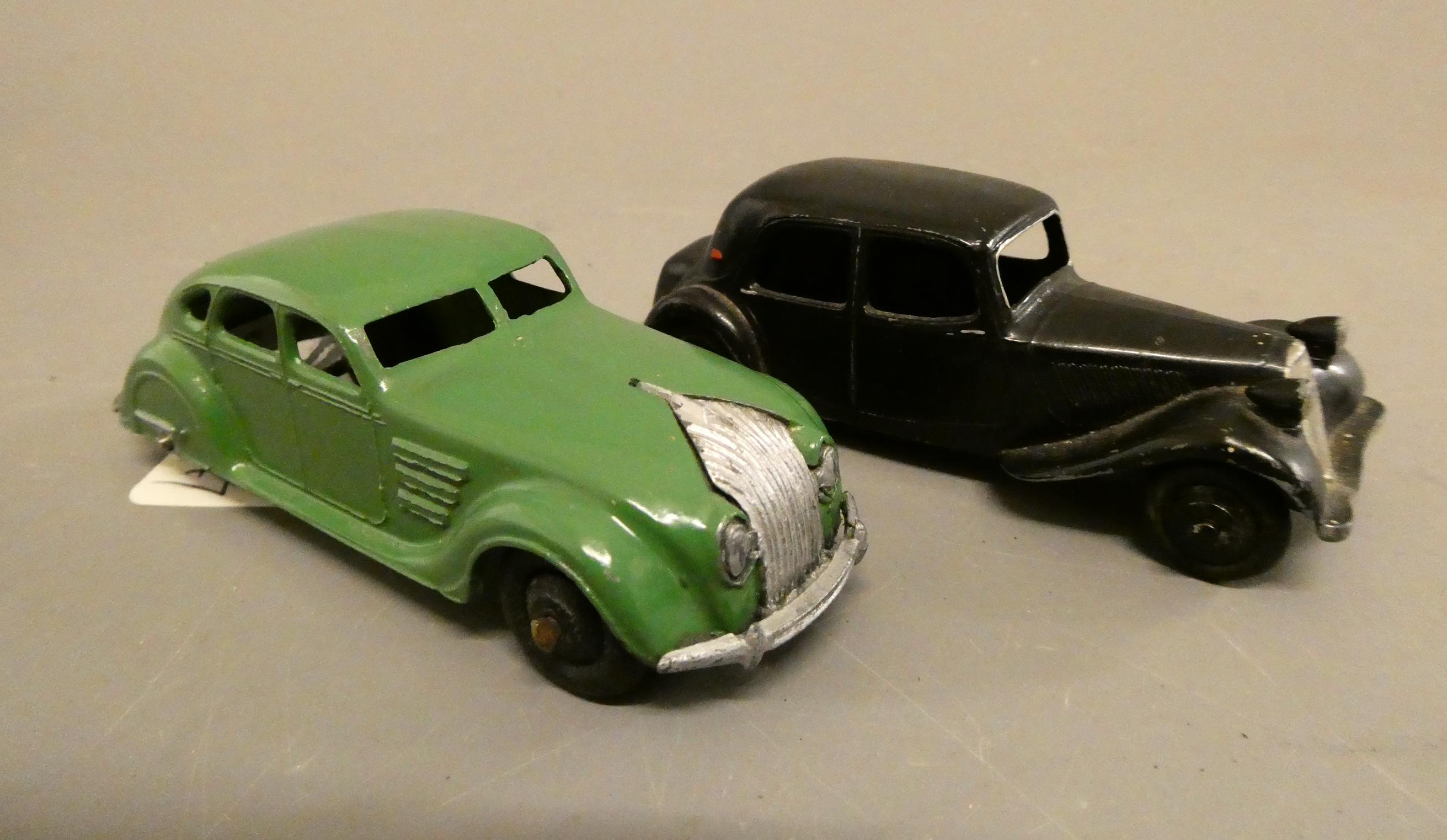 Dinky Chrysler Air Flow in green and Citroen 2CV finished in black, both good (Est. plus 24% buyer's Image