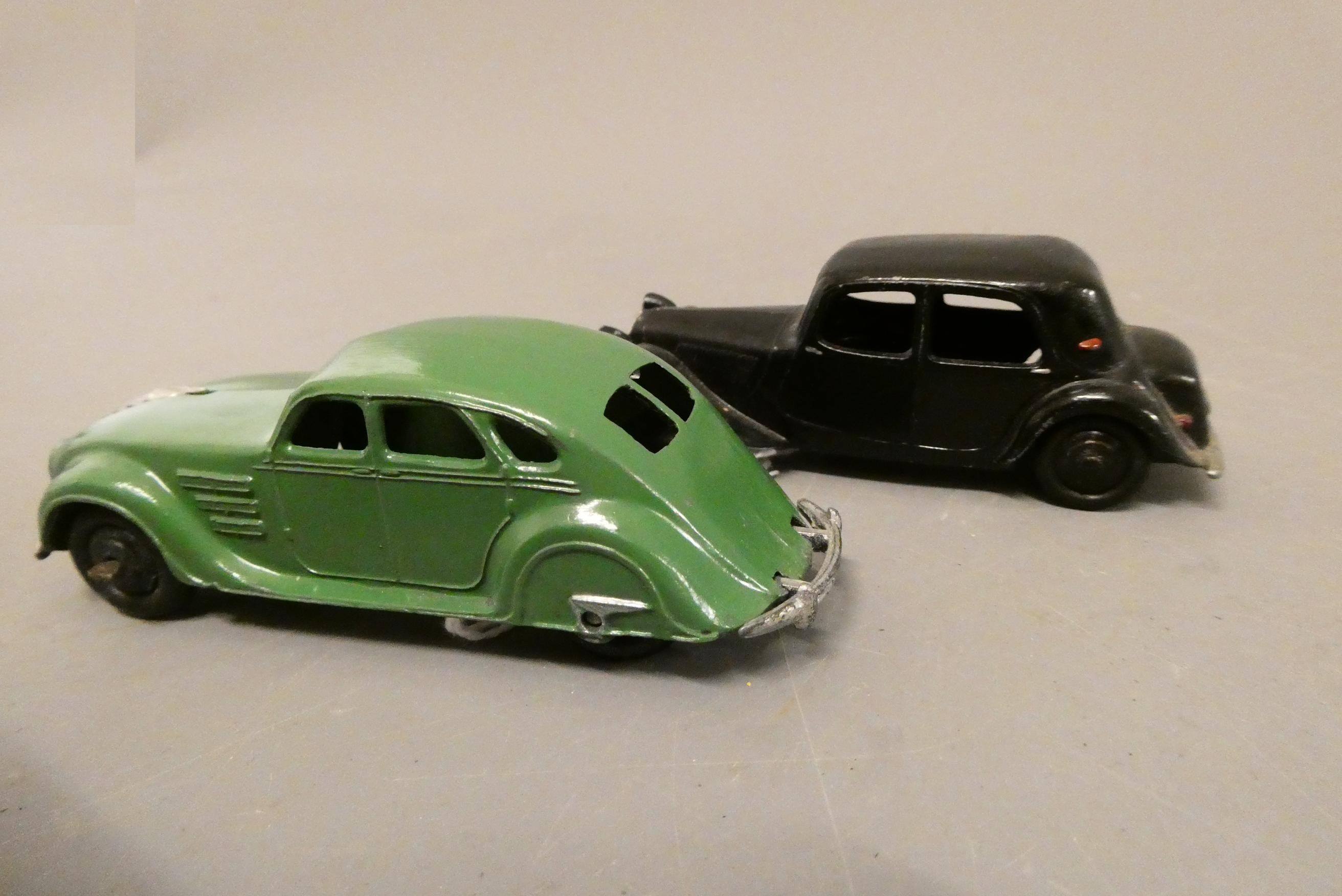 Dinky Chrysler Air Flow in green and Citroen 2CV finished in black, both good (Est. plus 24% buyer's Image
