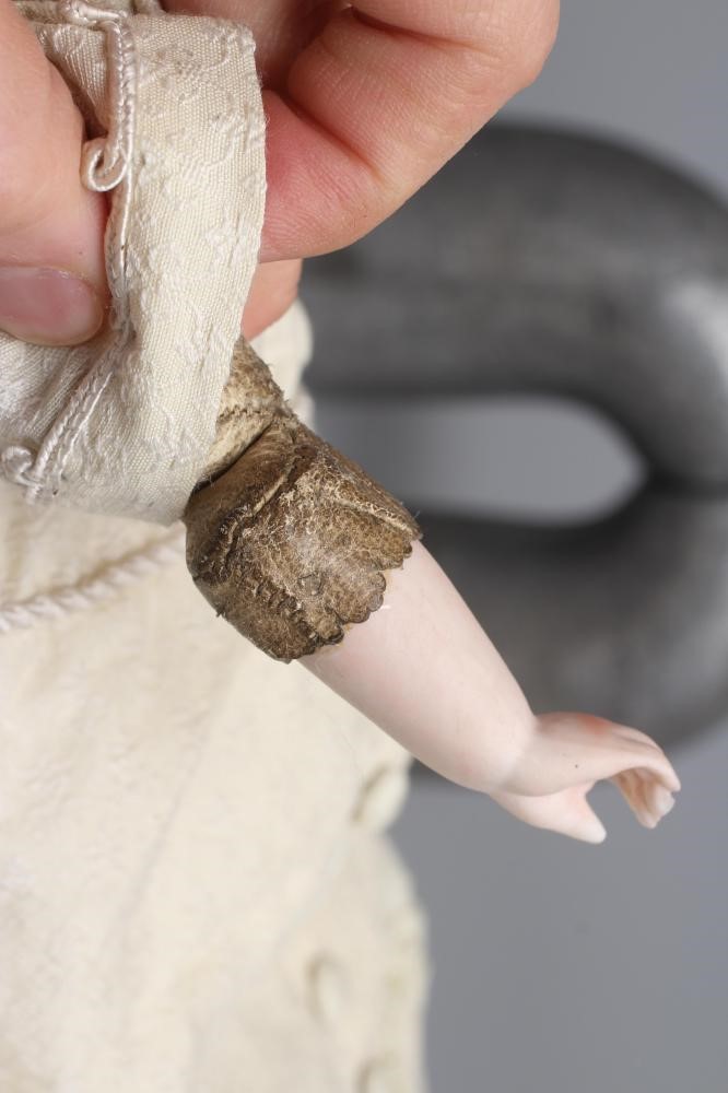 An Alt Beck & Gottschalk shoulder head doll Image