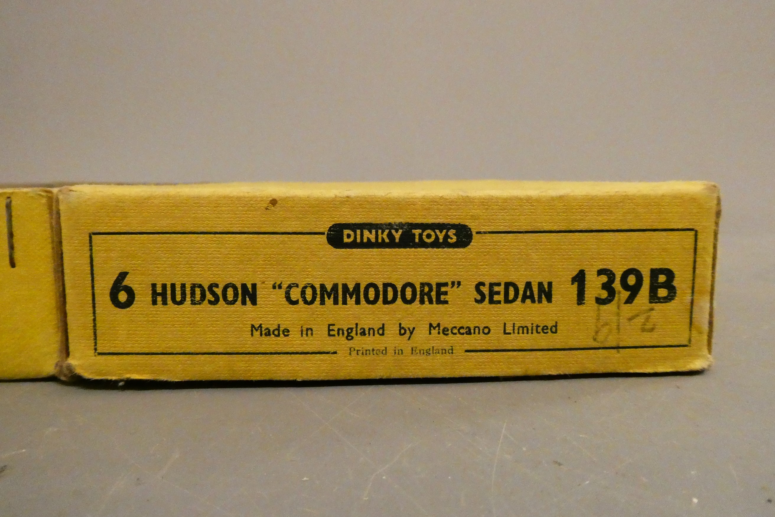 Six Dinky 139B Hudson Commodore Sedans in dealer box, box fair, models poor (Est. plus 24% buyer's Image