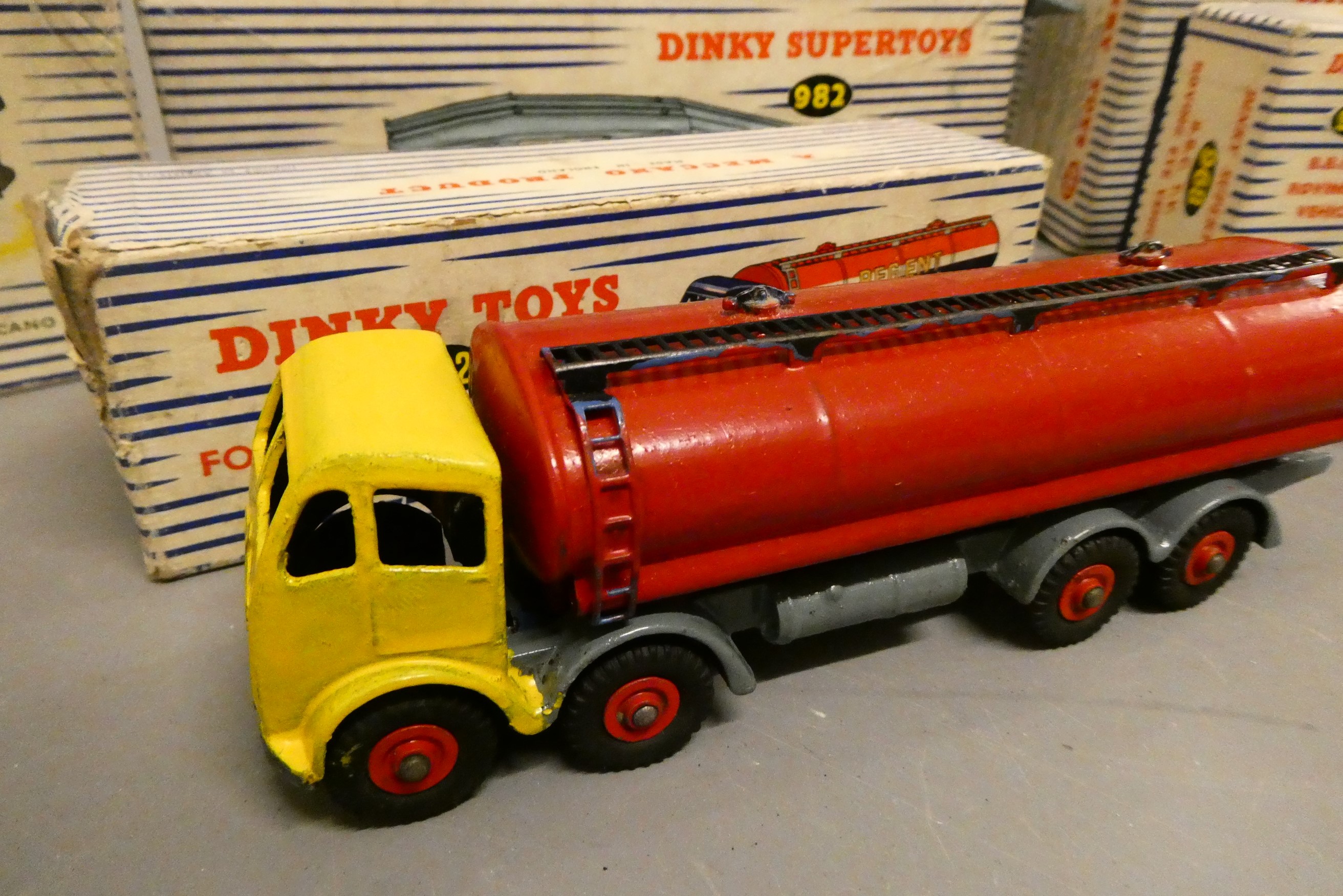 Six Dinky vehicles comprising 956 fire engine Image