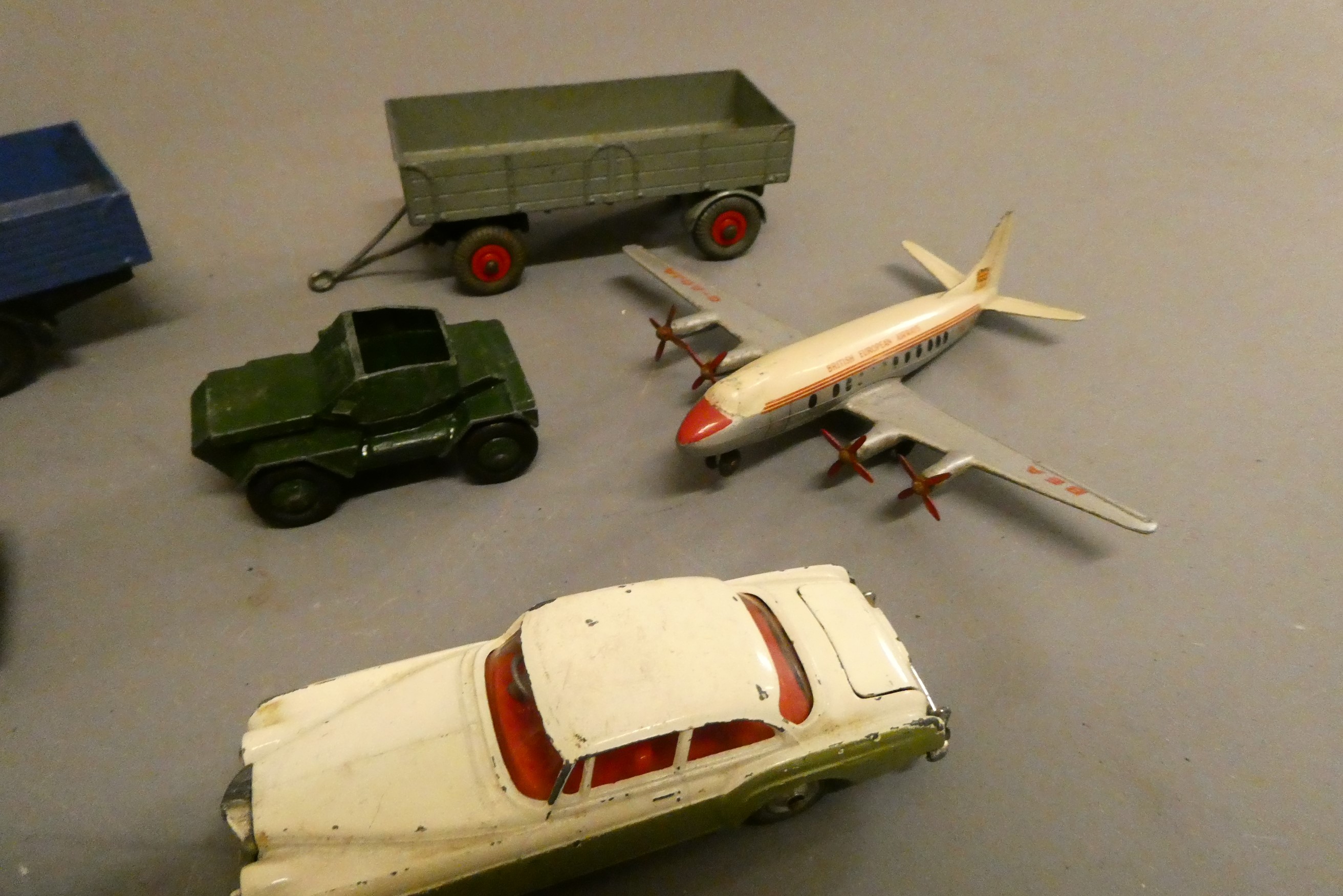 Seven Dinky vehicles including 501 Foden lorry, Mercedes 600S and Viscount airliner, fair (Est. plus Image