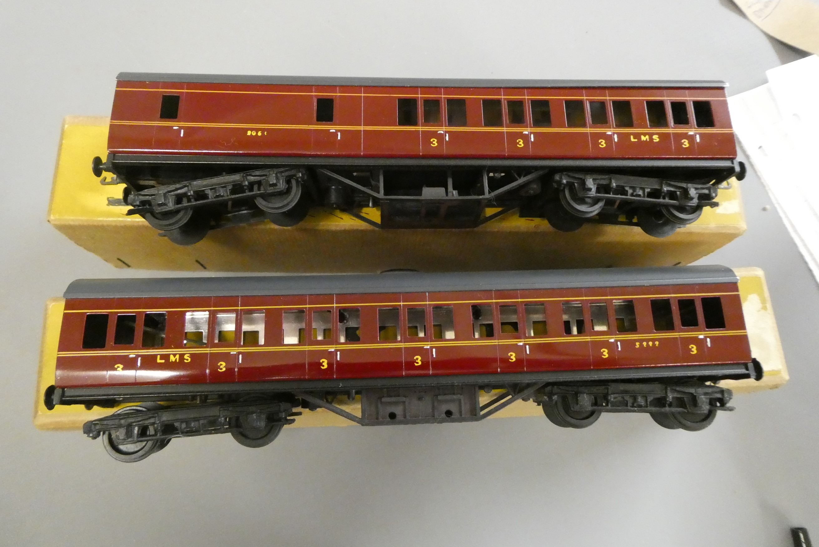 Eight OO Exley LMS coaches comprising; two 3rd class corridors Image