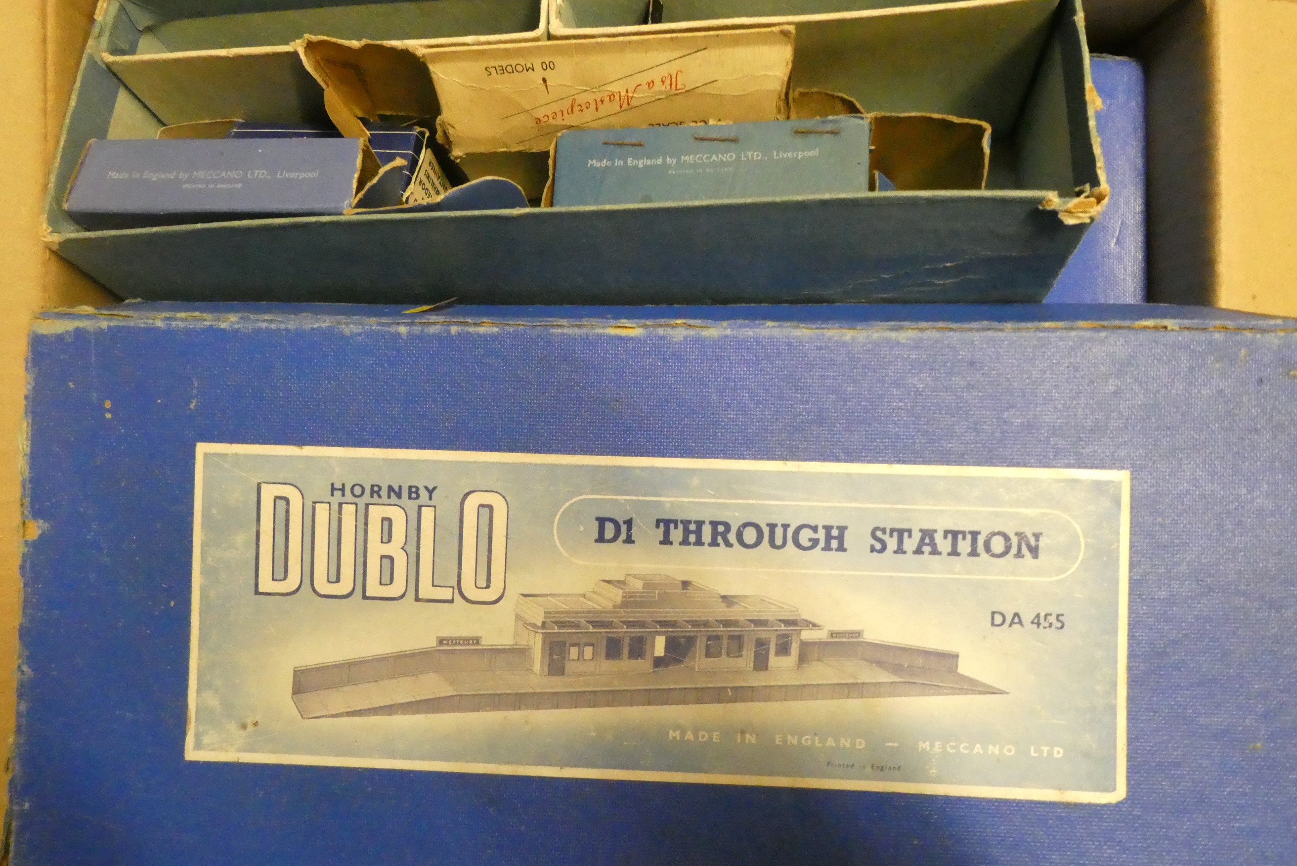 Playworn Hornby Dublo 3-rail trains including four locomotives Image