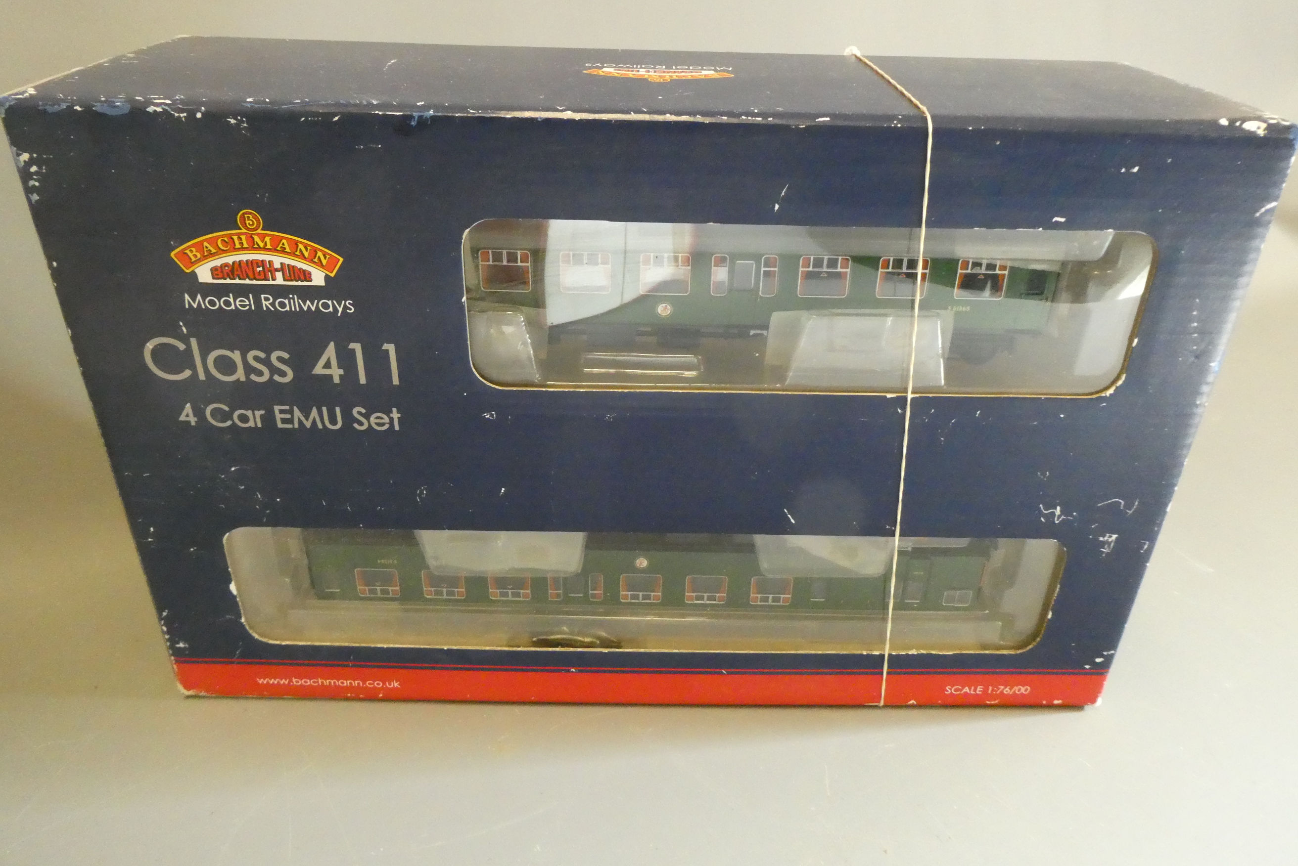 Bachmann B.R Class 411 finished in green, boxed excellent (Est. plus 24% buyer's premium inc. VAT) Image