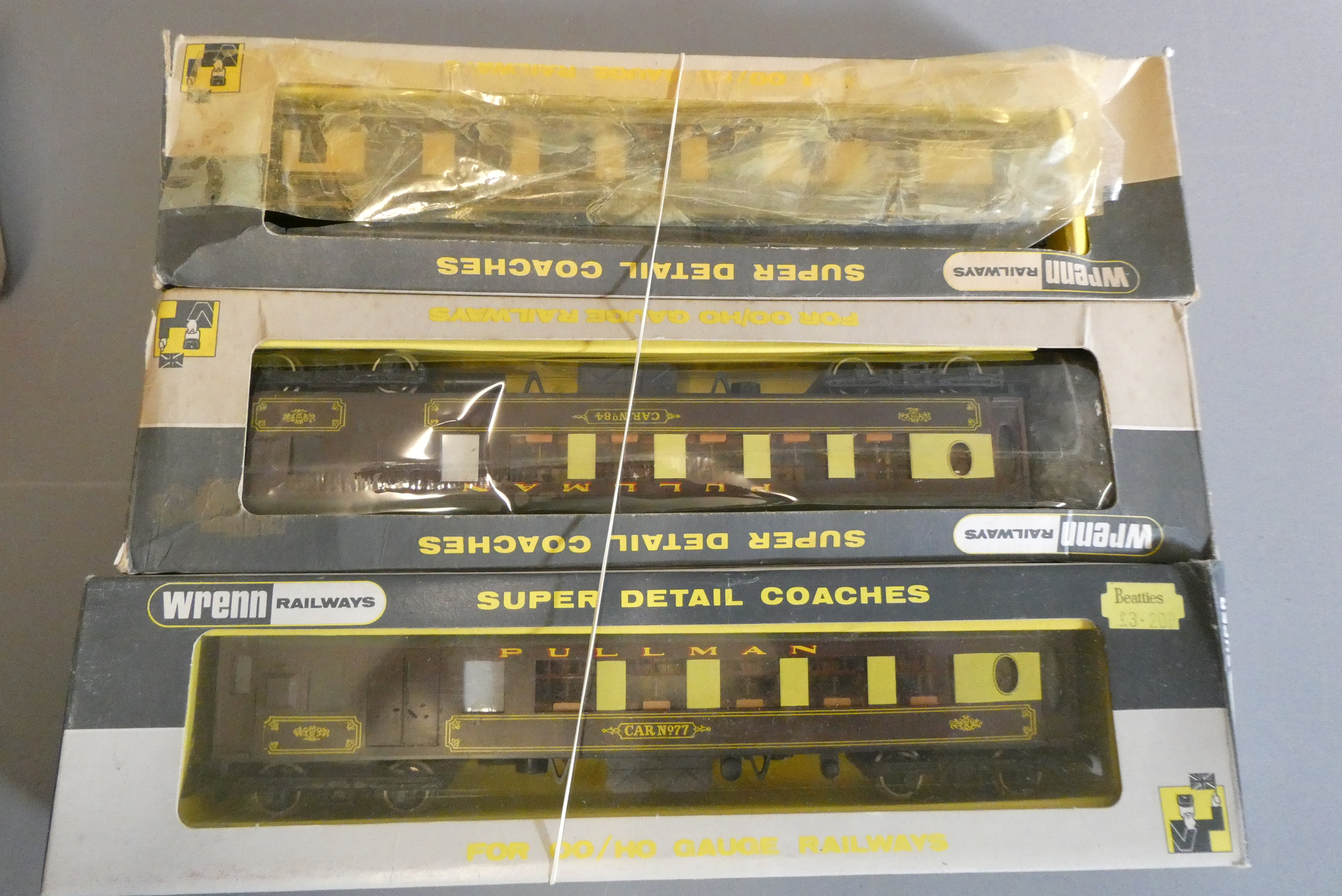 Three Wrenn Pullman coaches, boxed, good/excellent (Est. plus 24% buyer's premium inc. VAT) Image