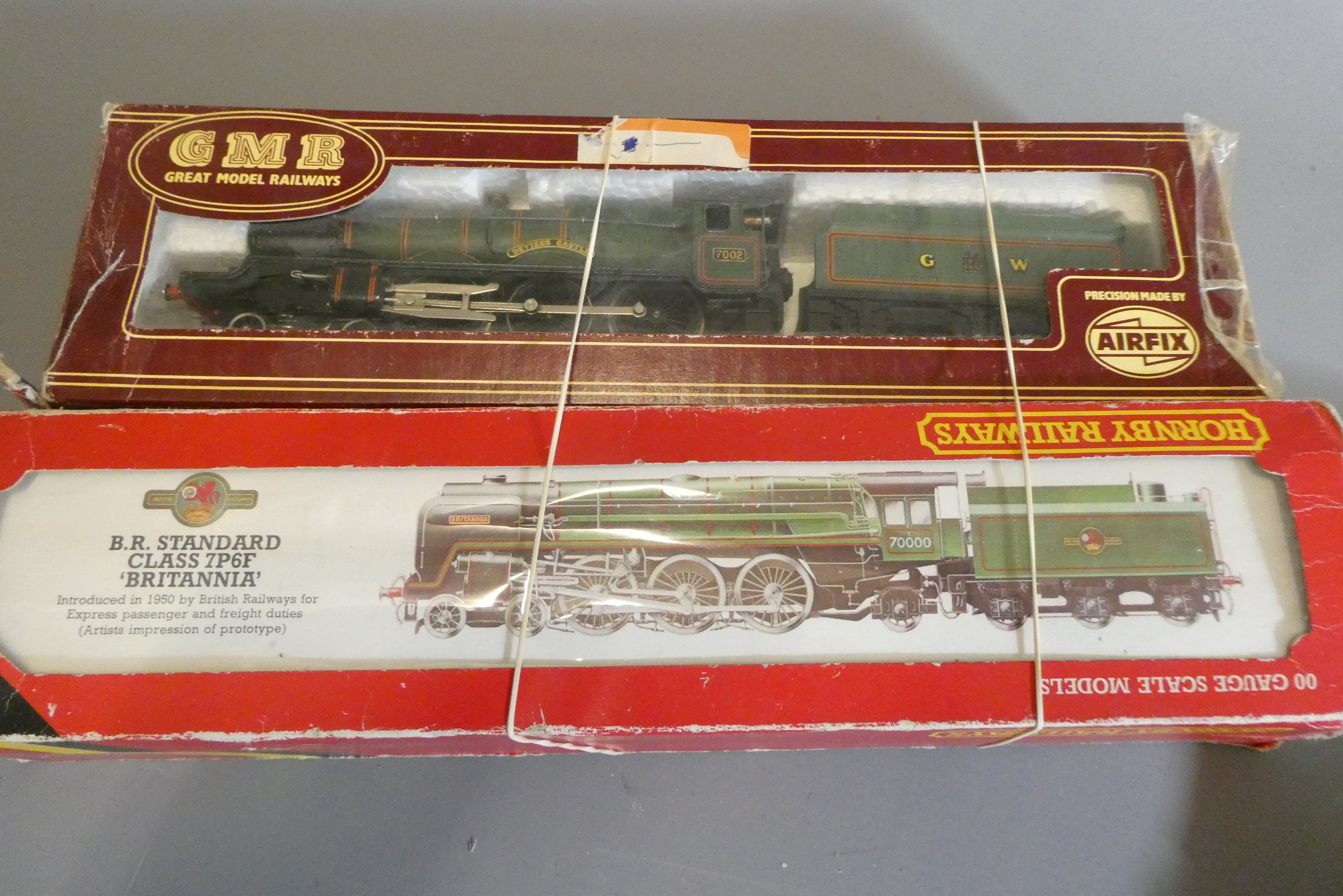 Hornby Margate BR Britannia and Airfix BR Devies Castle, boxes poor, model fair (Est. plus 24% Image
