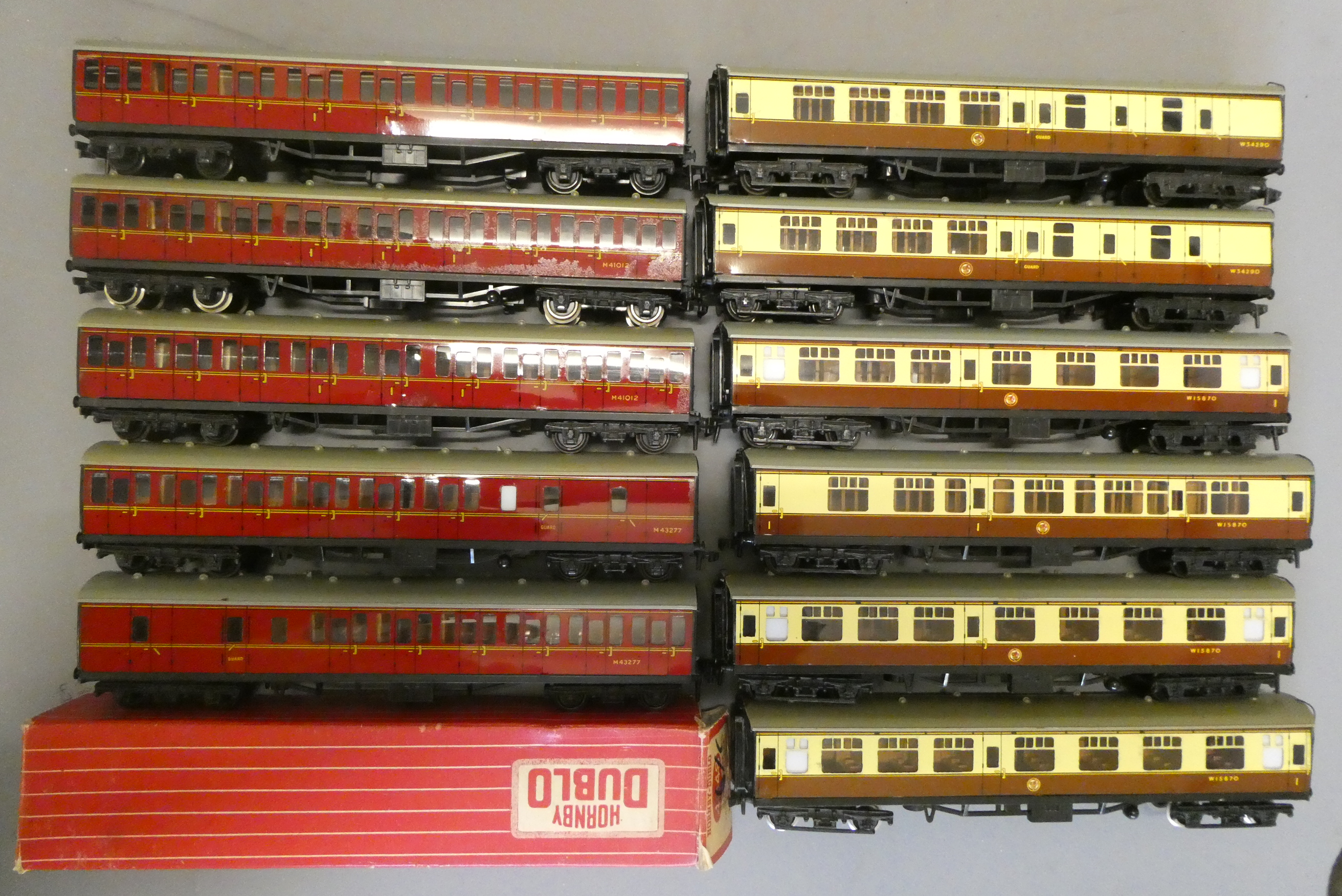 Eleven Hornby Dublo Super Detail passenger coaches comprising six BR(WR), five BR suburban and one Image