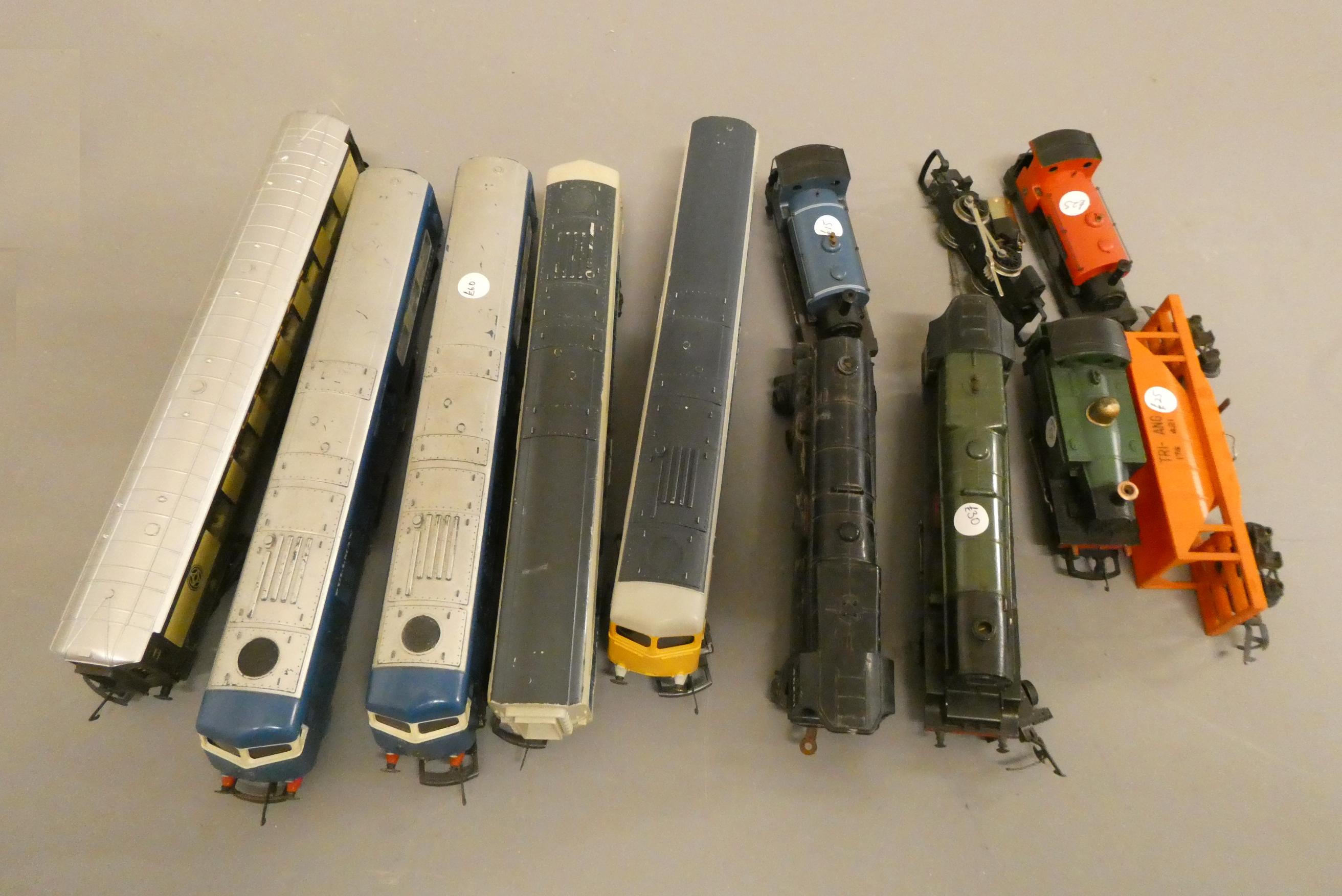 Triang and Hornby locomotives and rolling stock including Princess Elizabeth locomotives Image
