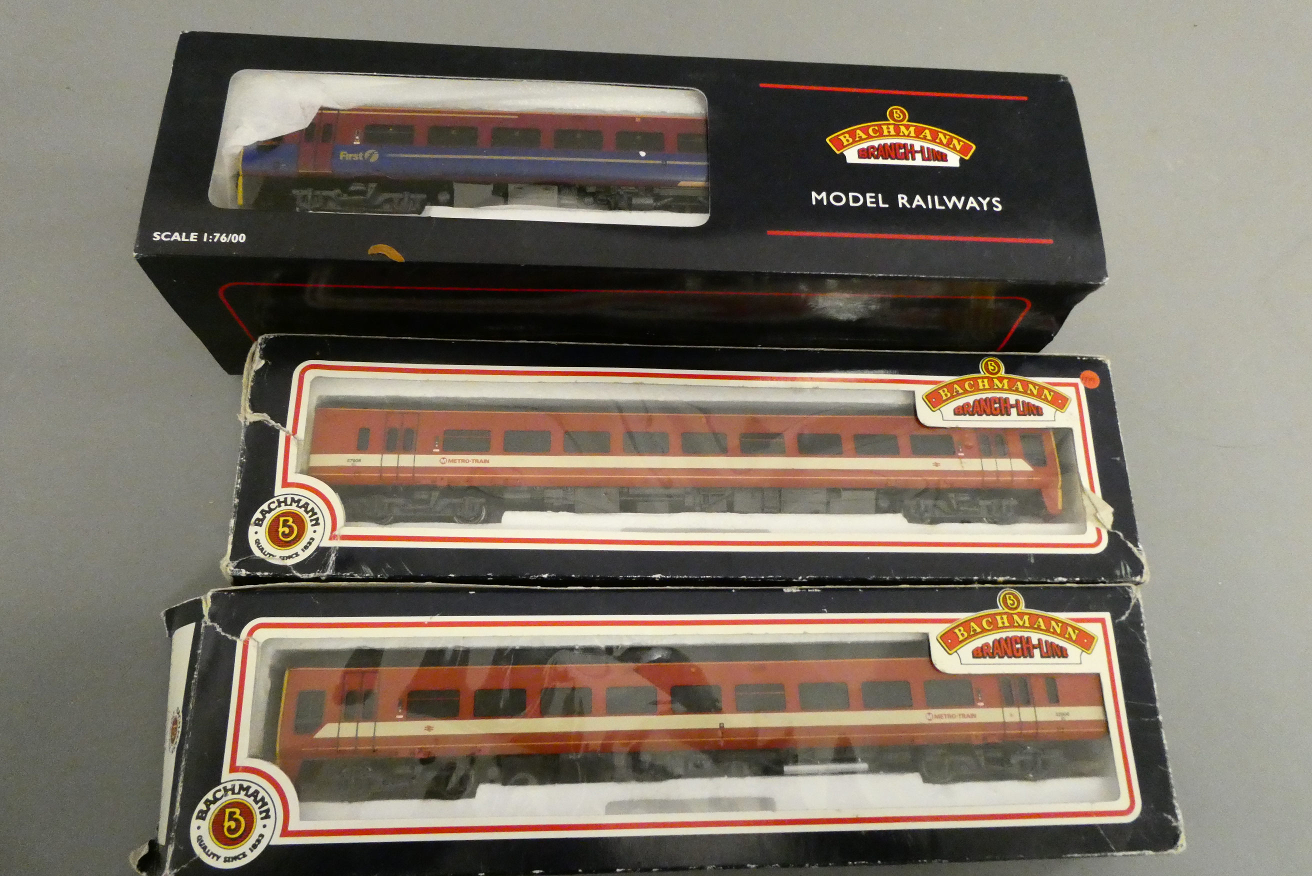 Two Bachmann 158 Two car DMUs comprising TransPennine and WYPTE Metro, both items boxed, good to Image