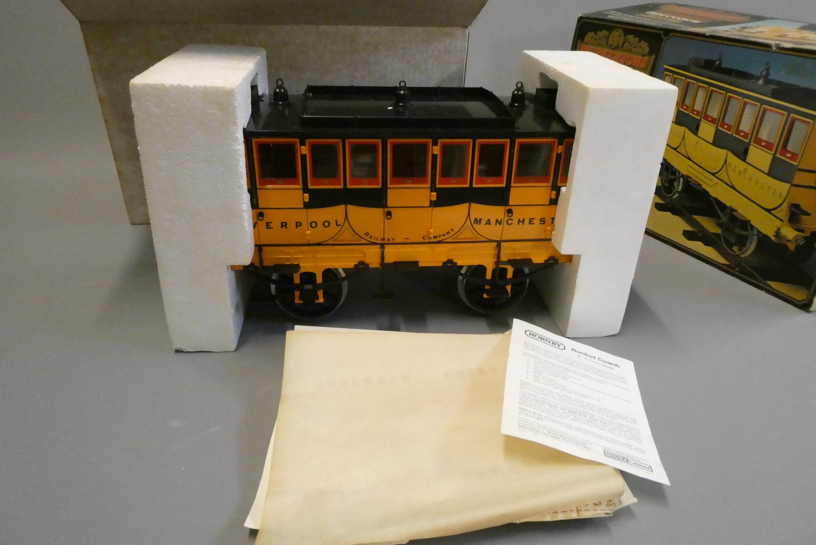 Hornby 3 1/2" gauge LMR coach, boxed, good (Est. plus 24% buyer's premium inc. VAT) Image