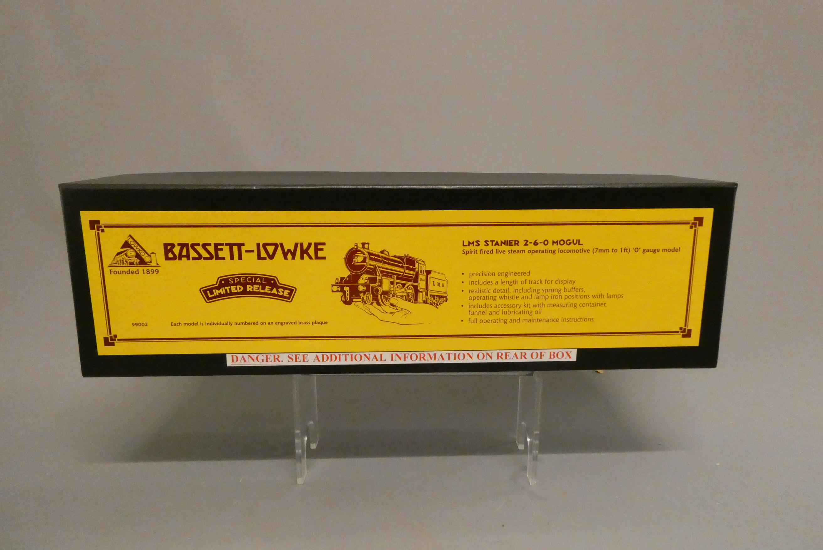 Corgi Basset-Lowke live steam 2-6-0 Mogul locomotive and tender finished in LMS lined red with 2945 Image