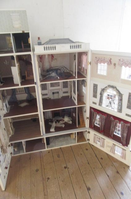 A large doll's house Image