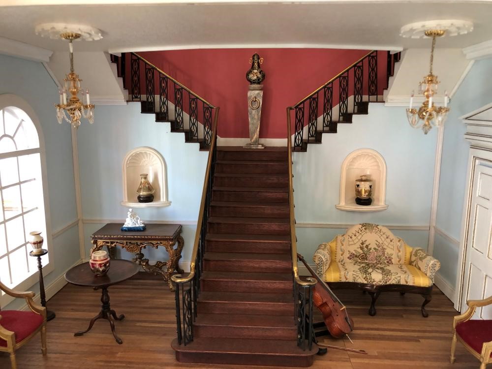 A large doll's house Image