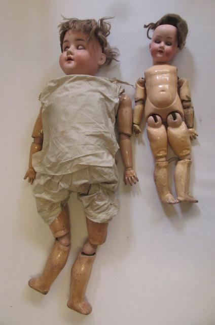 A Schonau & Hoffmeister bisque head doll to assemble Image