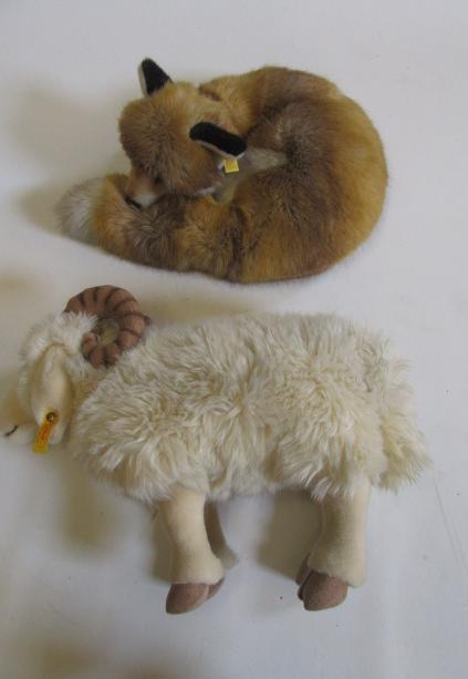A Steiff replica billy goat Image