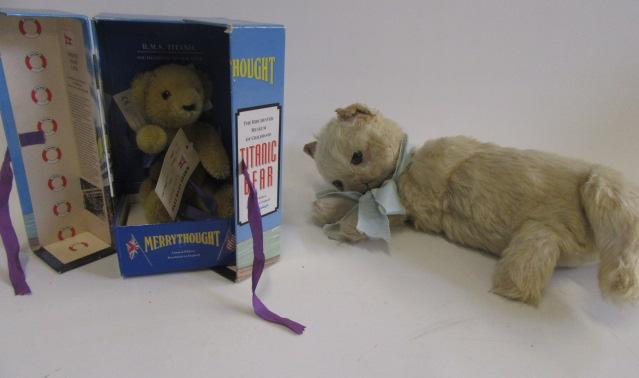 A  Merrythought Titanic Bear Image