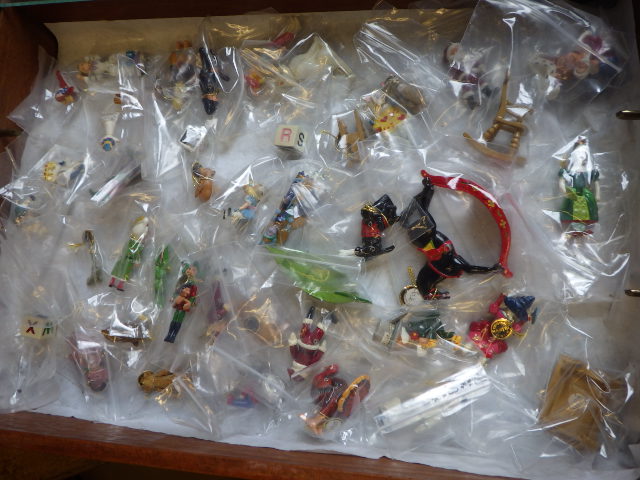 Forty six Hantel and other painted pewter miniature figures Image