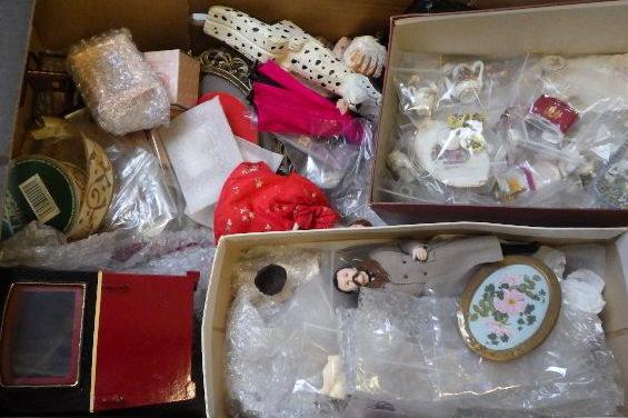 A quantity of dolls house equipment Image