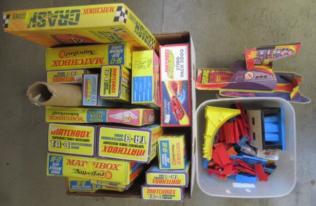 Twenty Matchbox accessories Image