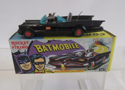 267 Batmobile with inner Image