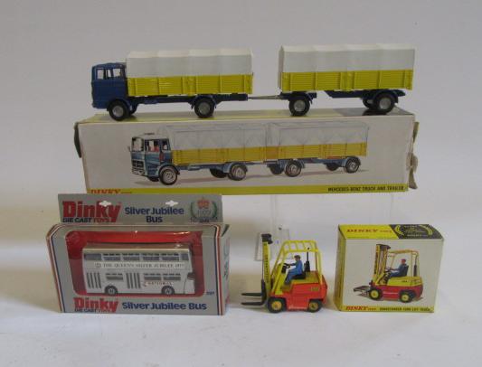 917 Mercedes Truck and Trailer Image