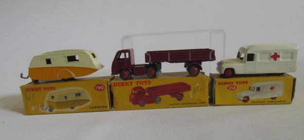 253 Daimler Ambulance Image