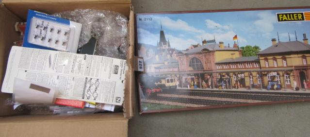 N gauge trackside accessories including buildings Image