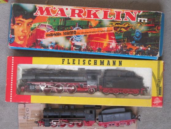 Three HO Scale steam locomotives comprising Marklin HAMO 8398 4-6-0 Class 38 Image