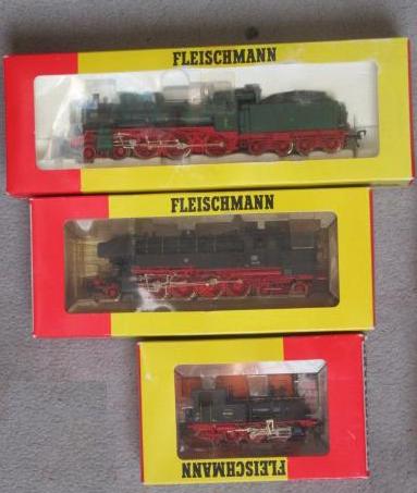 Three HO scale locomotives by Fleischmann comprising 4010 0-6-0 Class 89 Image