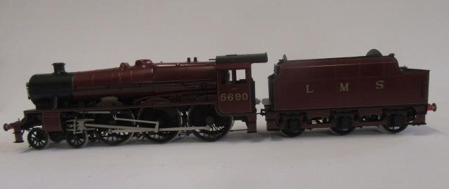 A Fine scale brass Gauge 1 Jubilee 4-6-0 locomotive and tender "Leander" No.5690 in L.M.S. maroon Image